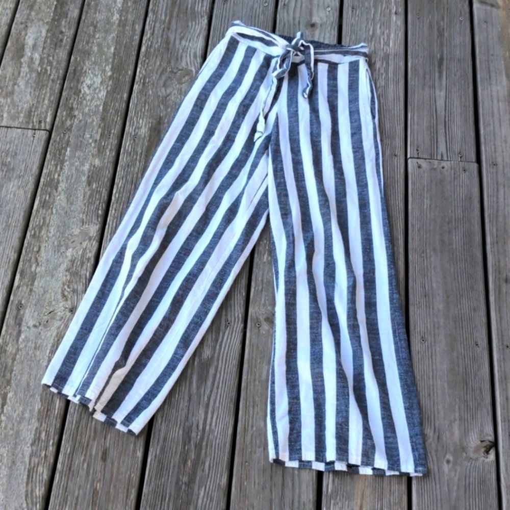 Altr'd State cotton striped gray white paper bag